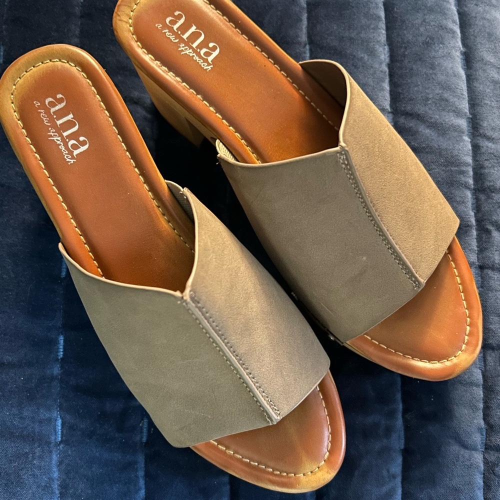 A.N.A Elissa Wedges
